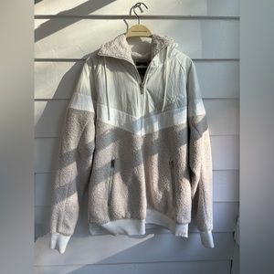 Brand new Men’s Nike NSW jacket